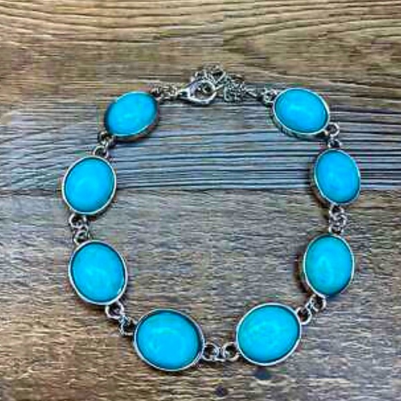 paparazzi Jewelry - Nice Stonework - Blue Bracelet